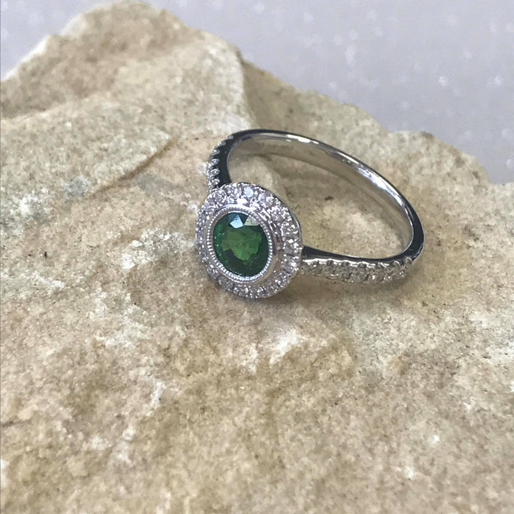 Romantic Ring Styles: the perfect gift to show that you care.