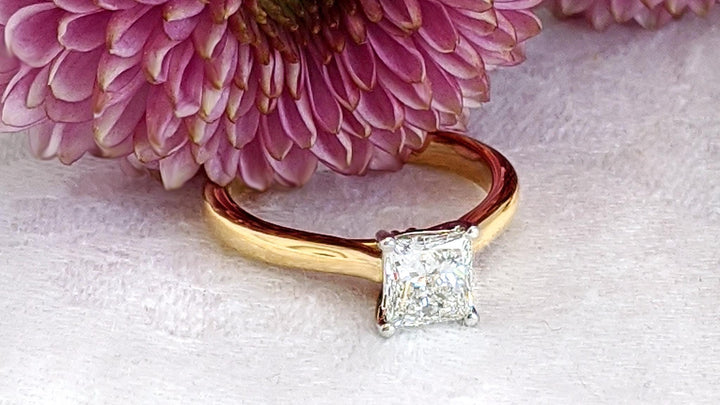 Princess Cut Diamond Engagement Rings