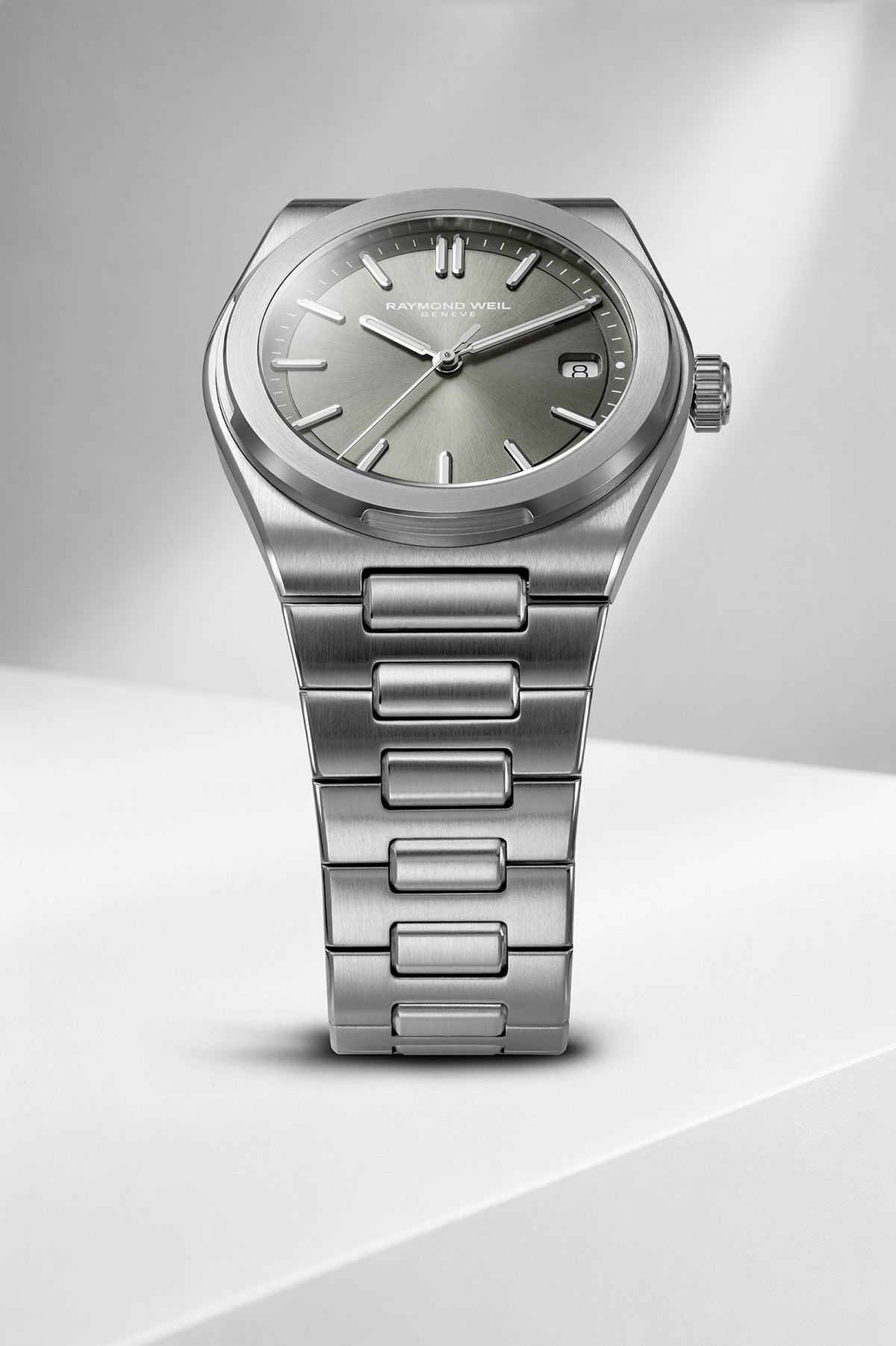 Raymond Weil A.R.T. 38mm Automatic Watch 1000-ST-52001