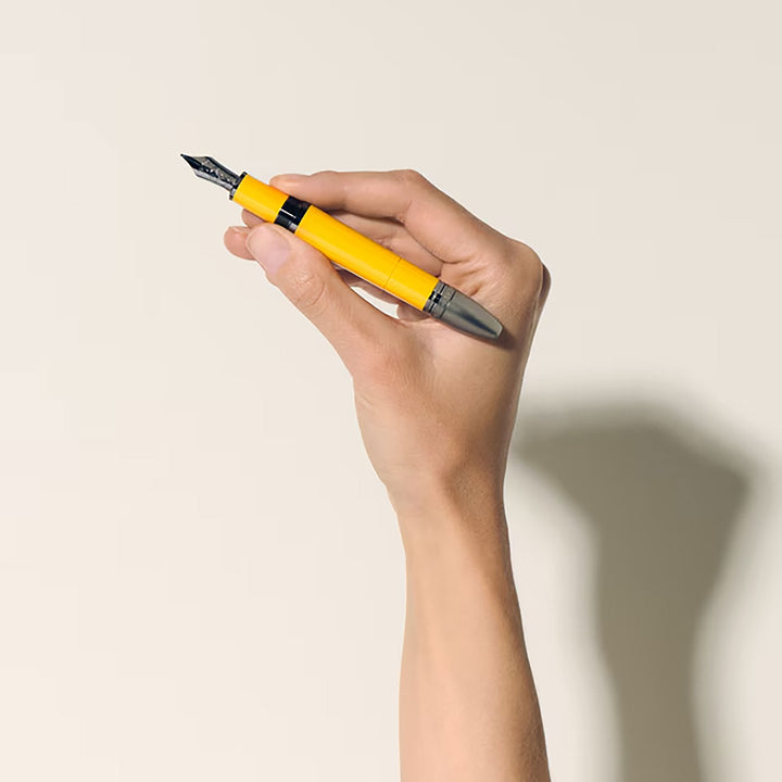 Montblanc Collector Lines - 130661 Great Characters Enzo Ferrari Special Edition Giallo Modena Fountain Pen