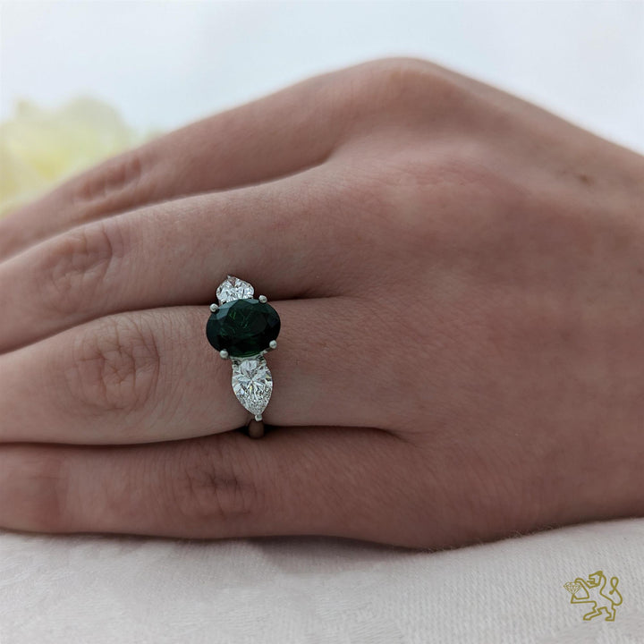 Green Tourmaline and Diamond Platinum Florentine Three Stone Ring