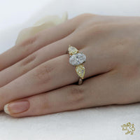 Florentine Iconic Oval Three Stone 1.01ct H VS2 Diamond Platinum/Yellow Ring