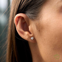 Open Tulip PL 0.60ct D SI1 Diamond Platinum Earrings