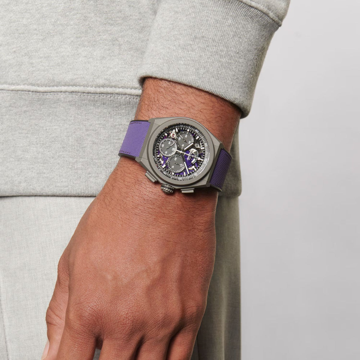 Pre-Owned Zenith Defy El Primero 21 Ultraviolet 36'000 VpH - Luxury Men's Watch 97.9001.9004/80.R922