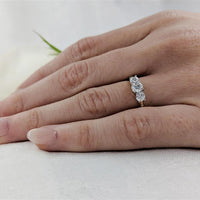 Memoire Three Stone 0.40ct F SI1 18ct Yellow Gold Diamond Ring