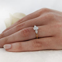 Florentine Oval Three Stone 0.50ct F SI1 Diamond Yellow Gold/Platinum Ring