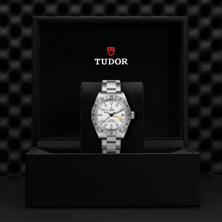 TUDOR Black Bay Pro 39mm Chronometer Automatic Watch M79470-0004 - Michael Jones Jeweller