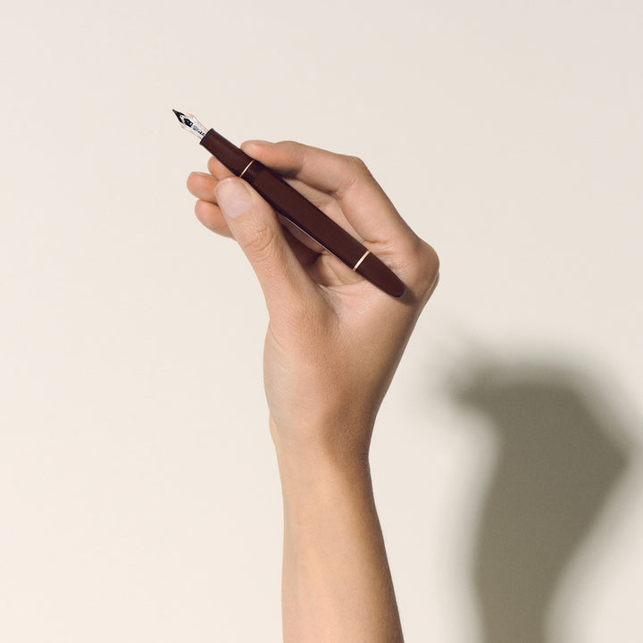 Montblanc Meisterstück 133014 Burgundy Red Classique 145 (M) Fountain Pen - Michael Jones Jeweller