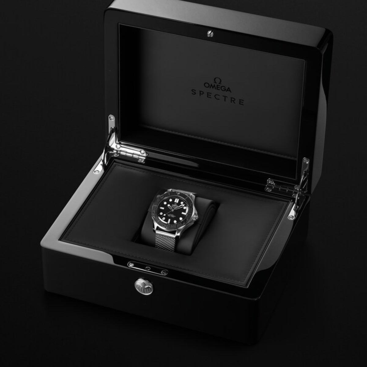 OMEGA Seamaster Diver 300m Spectre Edition Co-Axial Master Chronometer 42mm O21030422001023