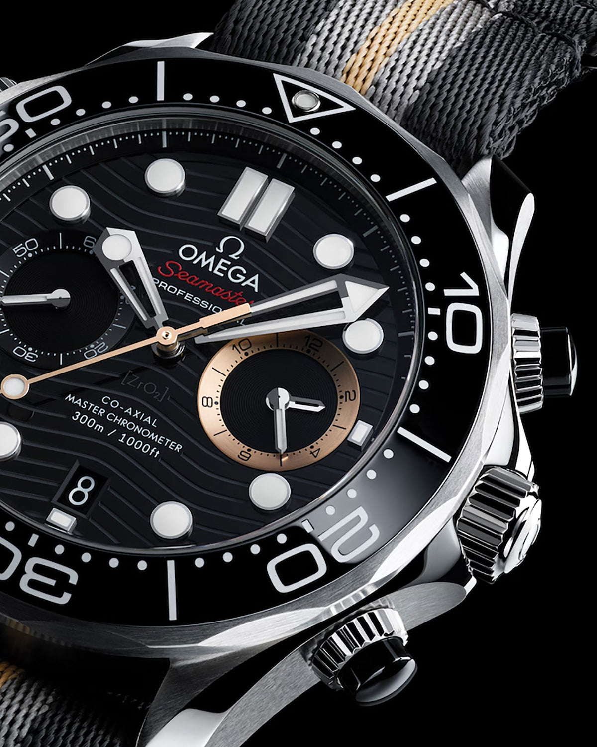 OMEGA Seamaster Diver 300m 007 First Light Co-Axial Master Chronometer Chronograph 44mm O21032445101002