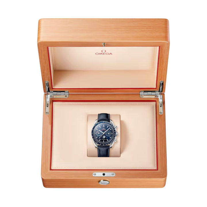 Omega Speedmaster Moonwatch Co-Axial Master Chronometer Moonphase Chronograph 44mm Watch O30433445203001