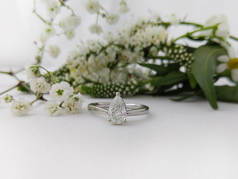 Pear Cut Diamond Engagement Rings
