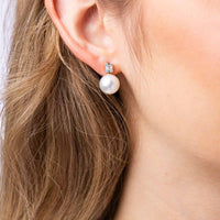 Yoko Starlight South Sea Pearl and Diamond18ct Yellow Gold Earrings