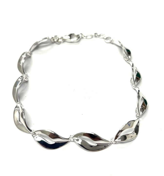 Silver Open Leaf Bracelet