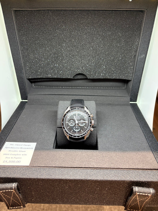 Pre-Owned watch, Omega Speedmaster Moonwatch 42mm on Leather Strap