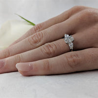 Florentine Oval Three Stone 0.60ct F VS2 Diamond Platinum Ring