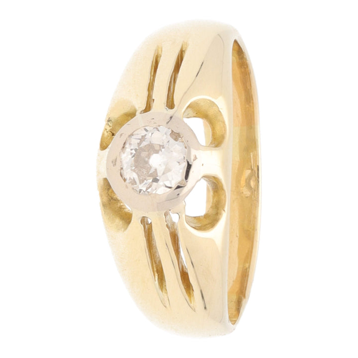 Pre-Owned Diamond Yellow Gold Feature Setting Ring