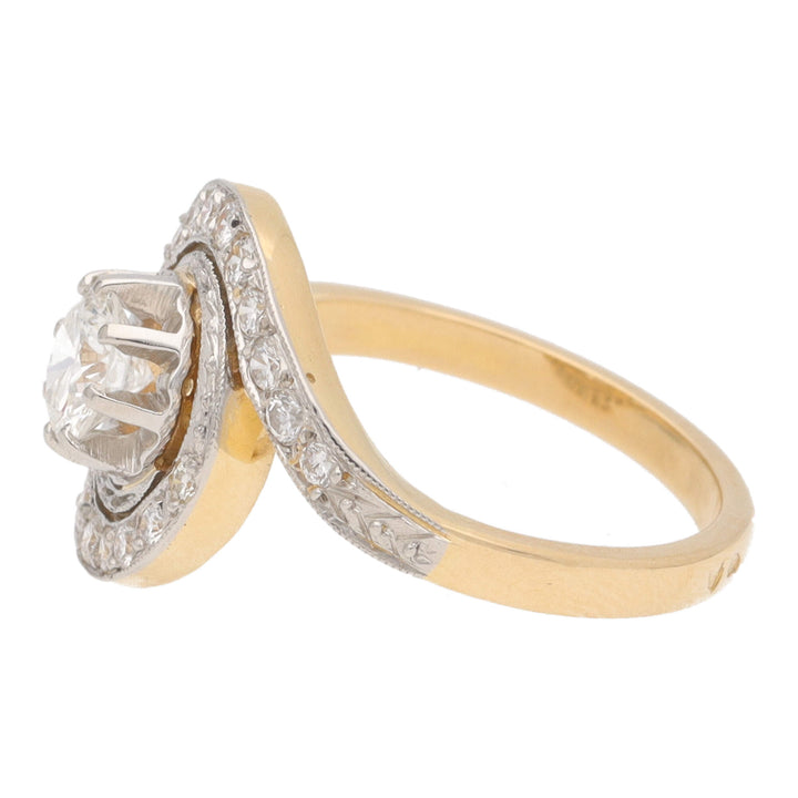 Pre-Owned Diamond Swirl Ring